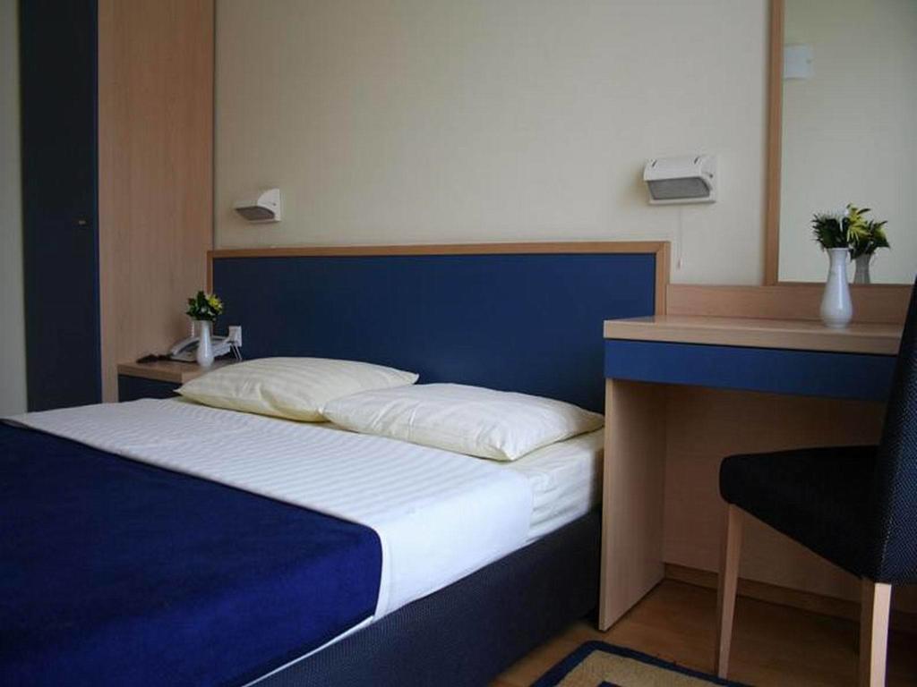Hotel Cubic Laktaši Rom bilde