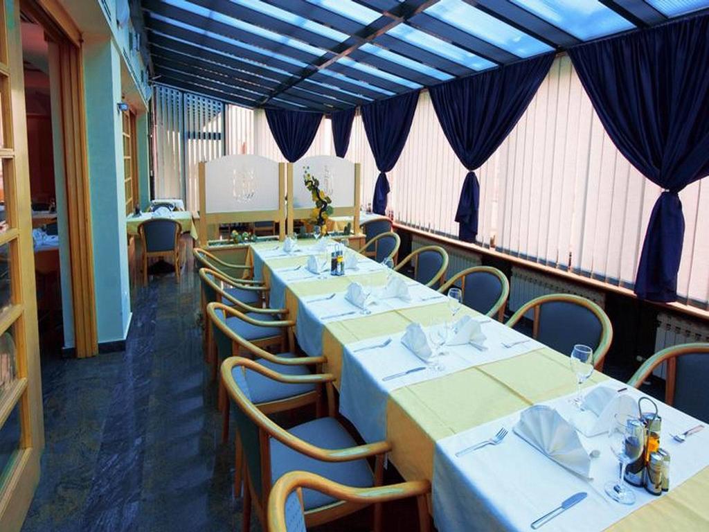Hotel Cubic Laktaši Eksteriør bilde